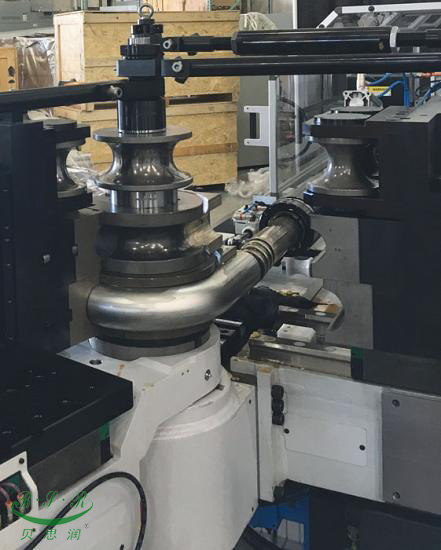 不銹鋼彎管油上的彎管工藝使用圖 不銹鋼彎管油上的彎管工藝使用圖